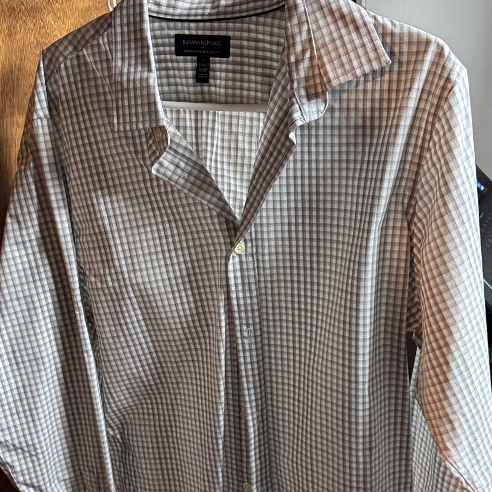 Banana Republic Men's grey and White Plaid Shirt